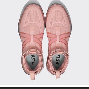 Pink APL super future women’s size 7